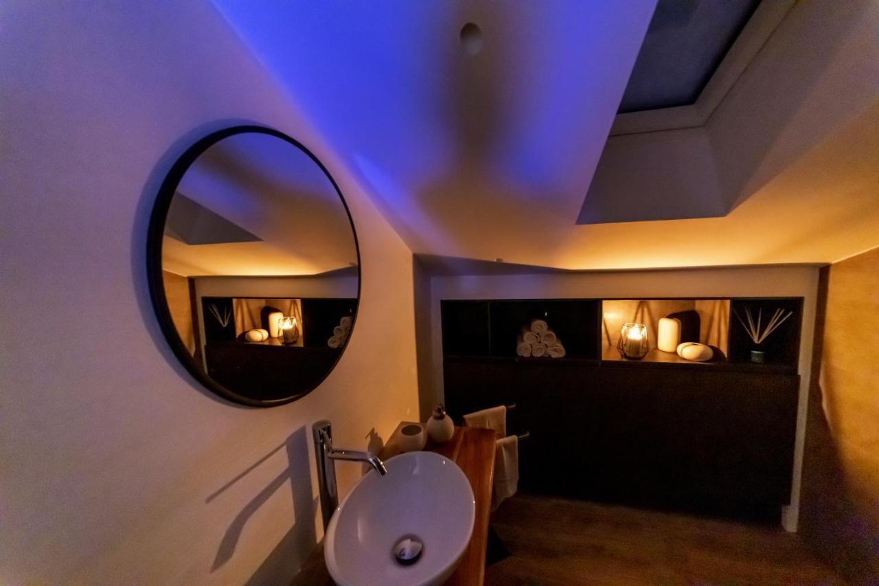شقة Panoramic Penthouse In The Historical Center دومودوسولا المظهر الخارجي الصورة